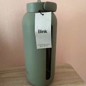 Bink 36 ounce water bottle